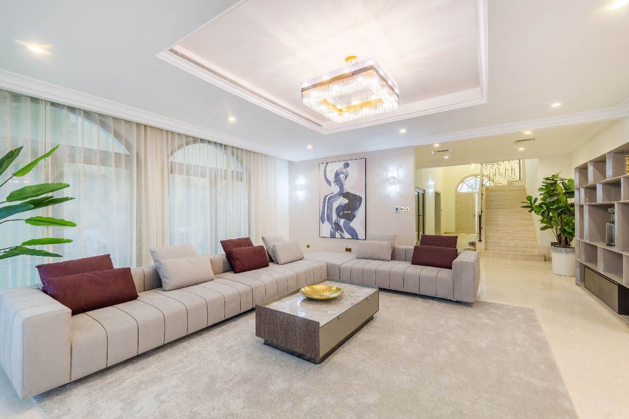5 Bedroom villa at the palm jumeirah full screen image